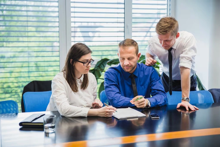 Auto Manufacturer Defect Leads Services in the UK